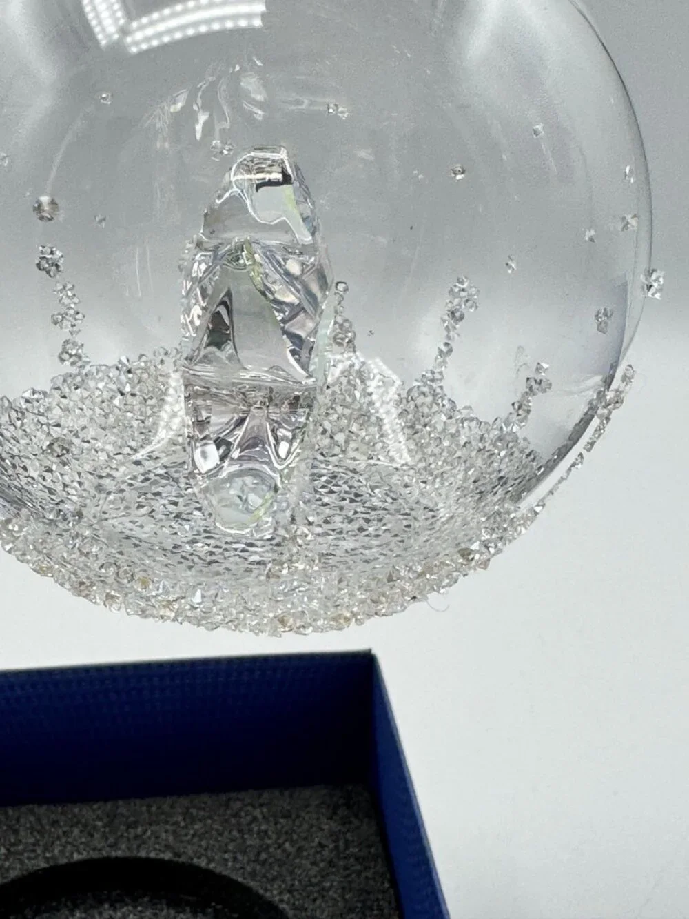2015 Swarovski Annual Christmas Ball Ornament Original Box